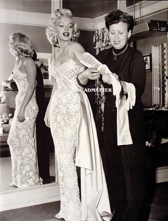 Pin up top evening dress