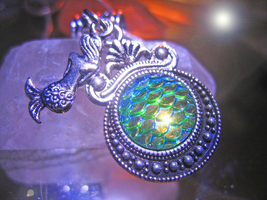 CASSIA4 Haunted Necklace Mermaid Seductive Passion Beauty Spirit Vessel Witch - £6.46 GBP