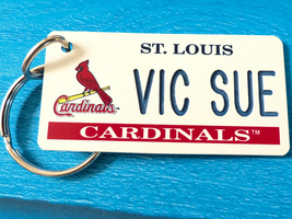 ST. LOUIS CARDINALS PERSONALIZED KEYCHAIN  - £14.15 GBP