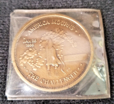 Space Shuttle &quot;The Challenger&quot; America Mourns coin: Rare: 1986 :  - £43.73 GBP
