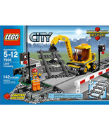 Lego City 7936 - Train Tracks Level Crossing Set - $3,785.51 MXN