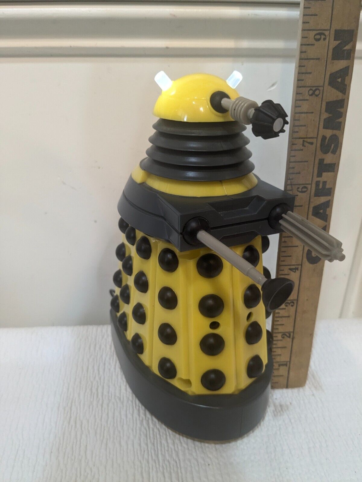 Zeon Doctor Who Yellow Dalek USB talking sounds motion detector toy ...