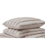 Frye 4&quot; Jacquard Channel Luxury Faux Fur 2 Piece King Shams Only 20”x 40... - $1,692.17 MXN