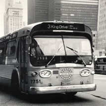 Chicago Transit Authority CTA Bus #7751 Route 3 King Drive Photo George Read - £7.58 GBP