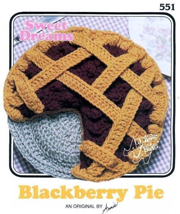 X339 Crochet PATTERN ONLY Annies Attic Sweet Dreams Blackberry Pie Black & W - $10.50