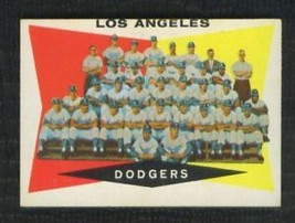 1960  Topps  # 18   L A   Dodgers  Team  Card    Small  Corner  Wear   !! - £28.10 GBP