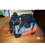 Liberty Imports Forklift 9 1/2&quot; Long Plastic Friction Powered Forklift - $940.83 MXN