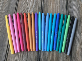 20 Felt Tip Pens, Medium Point - Assorted Colors - £9.66 GBP