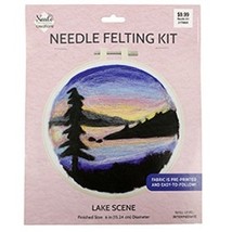 Fabric Editions Needle Felting Kit 6&quot; Round-Lake NCNDLFLT-LAKE - £26.94 GBP