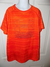 Under Armour Loose Heat Gear Short Sleeve Two Tone Shirt Size M Boy&#39;s EUC - £10.31 GBP