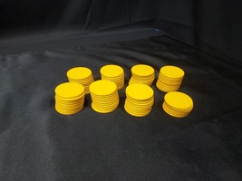 Old Lot Of 76 Bakelite Game Gaming Yellow Tokens Chips Coins - Repurpose  - $1,472.41 MXN