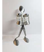 VINTAGE FORK &amp; SPOON MAN S&amp;P SHAKER HOLDER W/GLASS S&amp;P SHAKERS - $752.67 MXN