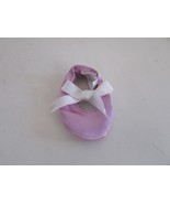 American Girl Bitty Baby Single Shoe Ruffles &amp; Bows Lavender Satin Slipp... - $53.97 MXN