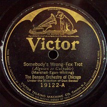Victor 78 #19122 - &quot;Somebody&#39;s Wrong&quot; &amp; &quot;Love Tales&quot; - Benson Orchestra - £6.92 GBP