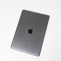 Apple iPad 8th Gen A2270 32GB, Wi-Fi, 10.2" NYL92LL/A - Space Gray image 8