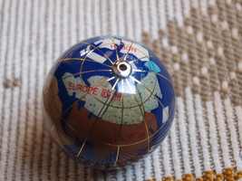 L323  GEMSTONE 3&quot; GLOBE NO STAND OR HOLDER - $13.54 CAD