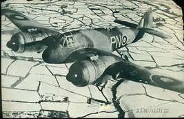 WWII BRITISH BEAUFIGHTER  5&quot; x 8&quot; photo card - £7.88 GBP