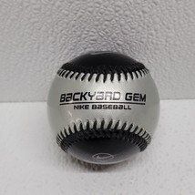 Genuine Backyard Gem Nike Baseball NBG 9&quot; 5oz Black Silver Baseball - $326.49 MXN