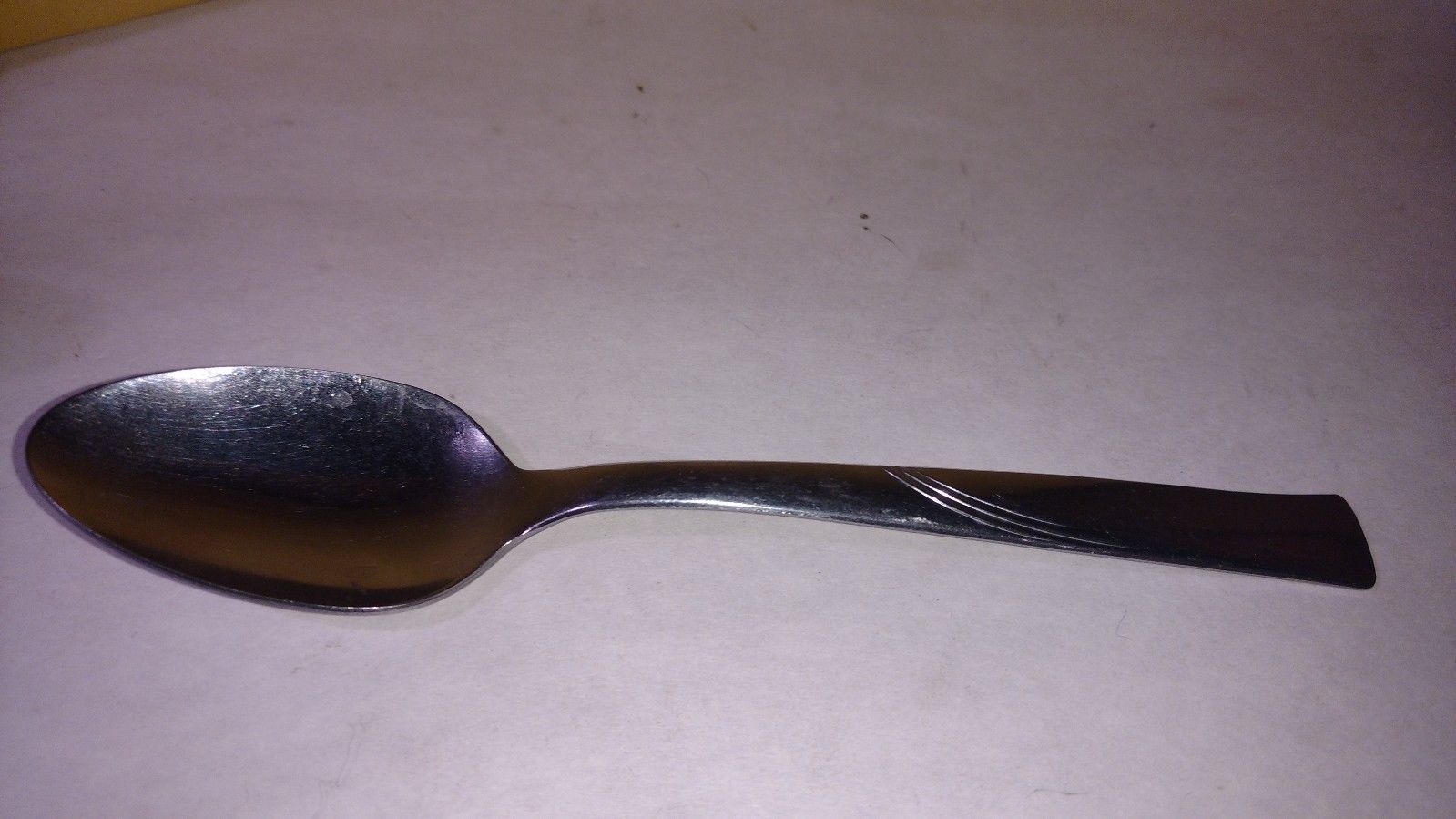 Oneida STAINLESS OHS 77 Teaspoon Swirl Design 6&quot; - $1.80