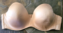 42DD Cacique Lightly Lined Underwire Strapless Bra with Push Up Bumps - £13.91 GBP