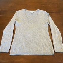 Ann Taylor LOFT Cashmere Sweater Womens Medium V-Neck Gray Reverse Seam - £18.57 GBP