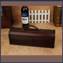 Old Country Wooden Wine Storage Carry Case with Leather Straps and Metal Clasps  image 2