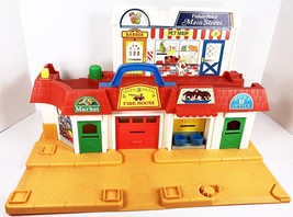 Vintage Fisher Price Main Street 1986 Little People Family Play Set #2500 - £13.18 GBP