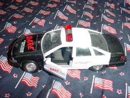 WELLY DARE POLICE DRUG ENFORCEMENT CAR 1/43 SCALE DIECAST LOOSE FREE USA... - $14.84