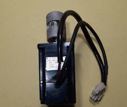 Yaskawa Electric SGM-02A312 W 200 V 200 AC Servo Motor SGM02A312 - $252.35