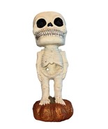 Nordstrom 15&quot; Halloween Door Greeter Skeleton Pedestal Candy Dish Pumpki... - €41,90 EUR