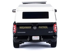 2019 RAM 1500 Laramine Crew Cab Pickup Truck "California Highway Patrol" Black a - $1,874.51 MXN