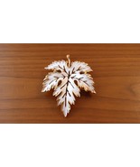 Trifari Maple Leaf Brooch, Signed Vintage Pin 1960s - $53.32 CAD