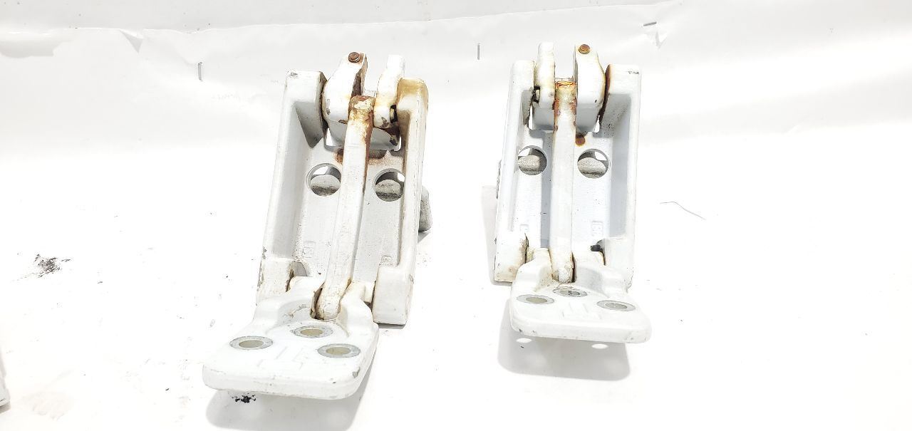 2012 Mercedes Sprinter Van 2500 OEM All 4 Back Hinges  Item image 4