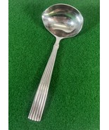 Reed &amp; Barton CRESCENDO 18/8 Stainless Gravy Ladle Crescendo, Very HTF - £39.21 GBP