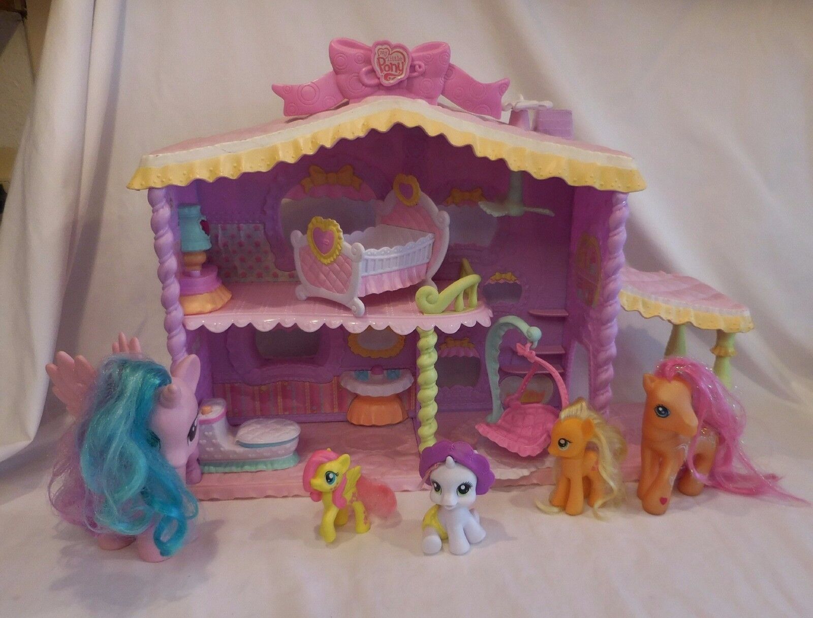 My Little Pony Newborn Cuties Playset LIGHTS AND SOUNDS plus Accessories 5 Ponys - £25.19 GBP