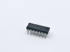 GD4001B GS Quad 2-Input NOR Gate Logic IC DIP-14 - $1.50