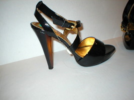 New $229 Womens Heels Report Black Patent Leather 8 Shoes Sandals Beautiful Cool - £181.22 GBP