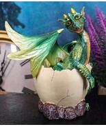 Smiling Green Baby Dragon Hatchling Emerging From Egg Sculpture Collectible - €18,82 EUR