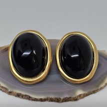 Vintage TRIFARI Black Lucite Cabochon Gold Tone Clip On Earrings - £19.77 GBP