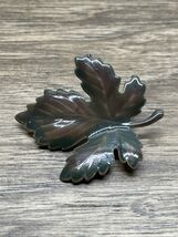 Vintage Enamel Maple Leaf Lapel Pin Brooch Estate Jewelry Find KG JD - $7.92