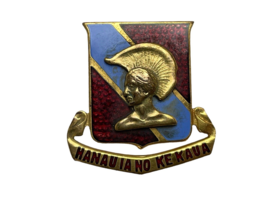 Vintage 63rd Field Artillery Battalion Metal Pin Hanau Ia No Ke Kaua Mad... - £51.16 GBP