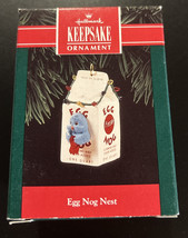 1992 Hallmark Keepsake Ornament Egg Nog Nest With Box Christmas Blue Bird - £9.74 GBP