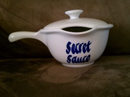 Secret Sauce Bowl Clay Design Gravy Boat - £13.54 GBP