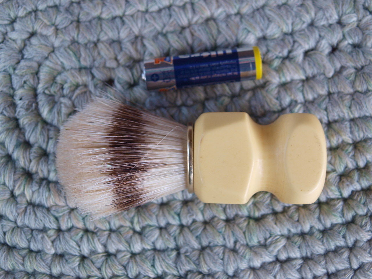 # VINTAGE SOVIET USSR RUSSIAN SHAVING BRUSH - $12.86