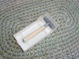 ANTIQUE SOVIET RUSSIAN USSR SAFETY RAZOR IN ORIGINAL BOX  ABOUT 1970 - £23.73 GBP