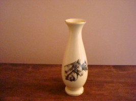 Small vase with picture of two horses - £5.59 GBP