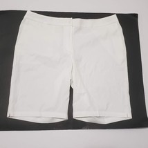 Nike Women&#39;s Flex Golf Shorts Dri-Fit  14 White Stretch Standard Fit - $27.90