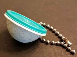 Tupperware Mini Wonder Bowl Key Chain White Speckled Bowl w/ Teal Lid - £7.84 GBP