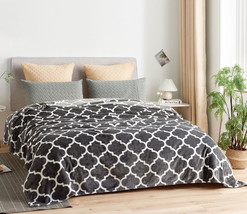 Gray Clover New light weight Throw Flannel Blanket King Size - $65.98