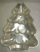 Vintage 1986 Wilton 14&quot; Christmas Tree #2105-9410 Cake Pan Aluminum - £15.03 GBP